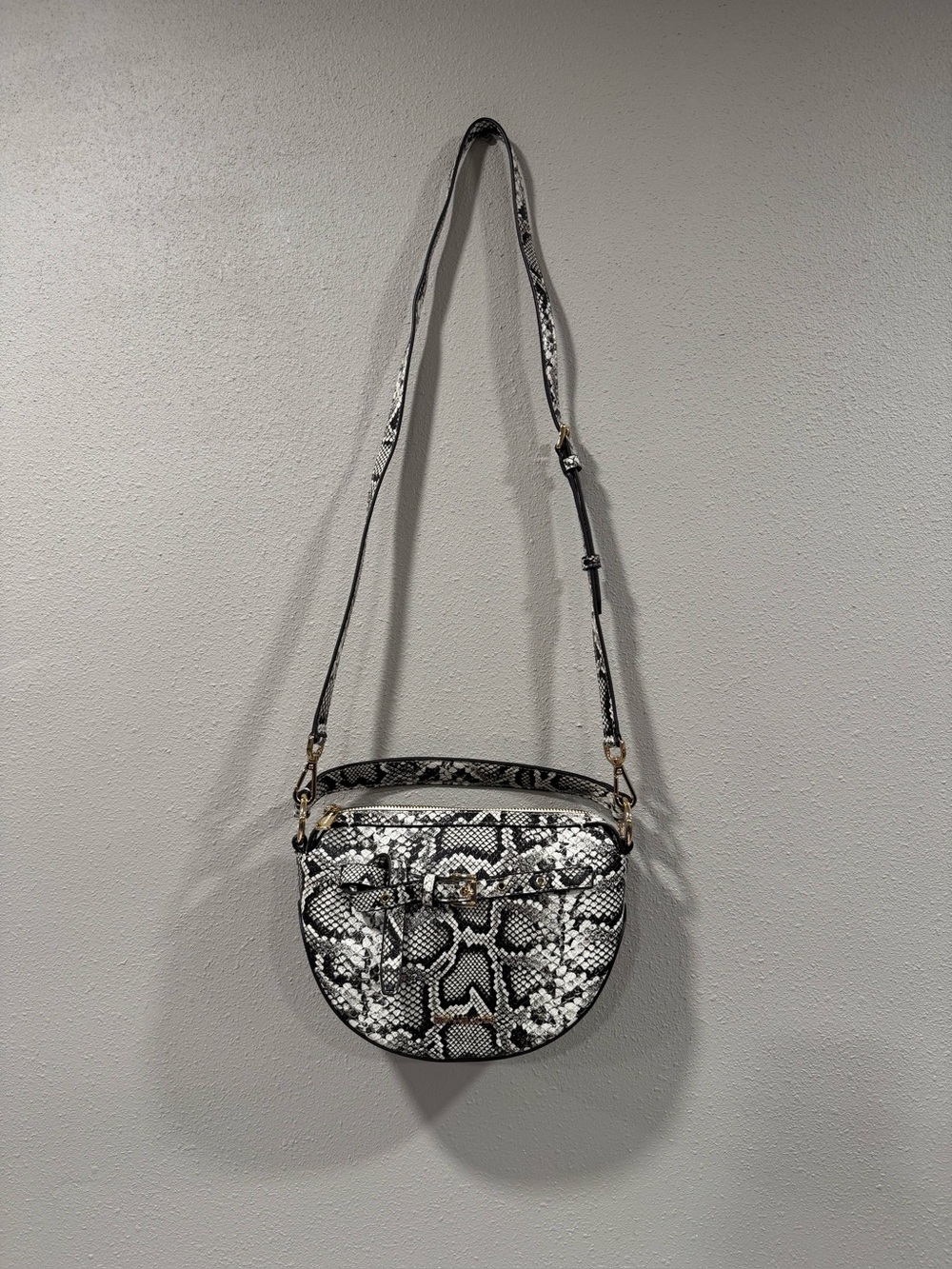 Michael Kors Emilia Half Moon Animal Print - Picture 2 of 15